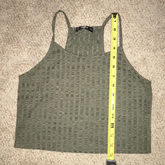 Shein halter crop top🌿 - Picture 4 of 5